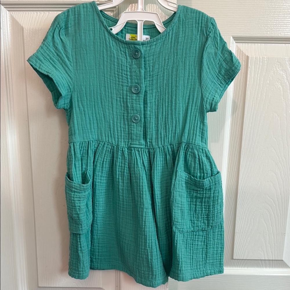 Green Short Sleeve Dress with Pockets